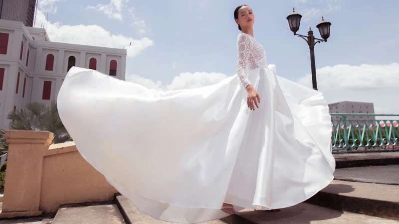 Bộ sưu tập cưới Runaway Bride đánh dấu hình ảnh mới của nhà thiết kế Lê Thanh Phương bridal.