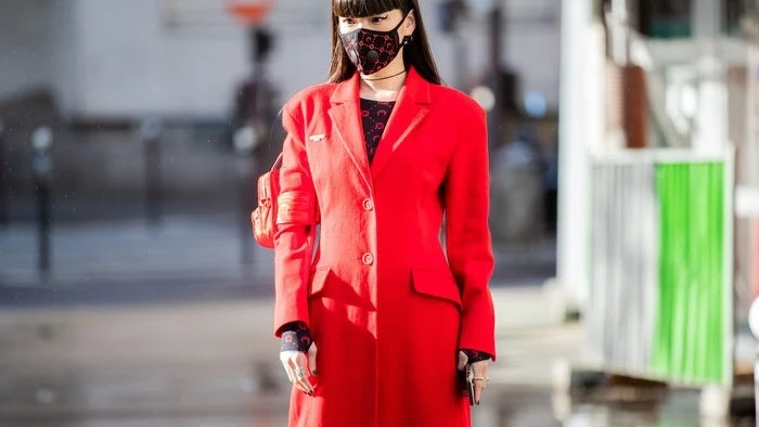Paris Fashion Week 2020 gây sốt với bộ sưu tập mặt nạ