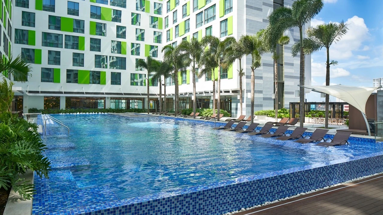 Holiday Inn mang niềm vui du lịch đến cho mọi người tại Lễ Hội Cười Vang