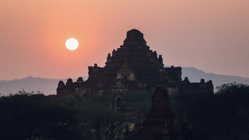 Bagan - Hành trình theo bóng mặt trời ở vùng đất Phật
