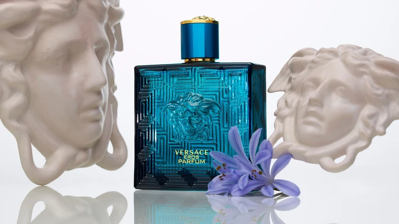 Versace Eros Parfum - Sức lôi cuốn đến từ vị thần tình yêu Hy Lạp