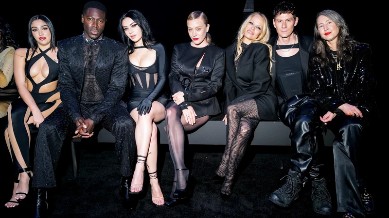 Bữa tiệc âm nhạc thời trang đặc biệt tại New York tôn vinh sự kết hợp giữa H&M và Mugler trong Bộ Sưu Tập mới sắp ra mắt