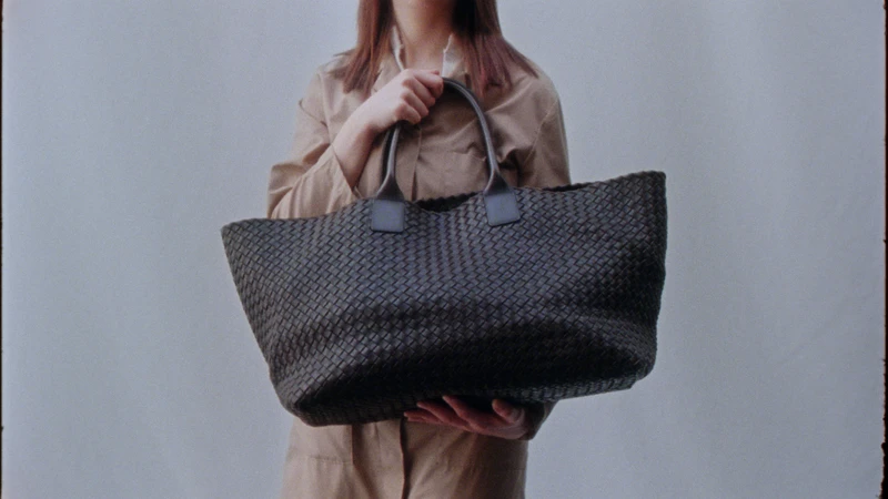 Bottega Veneta khởi chạy chiến dịch Craft In Motion, hé mở bí mật về kỹ nghệ xứ Veneto của thương hiệu