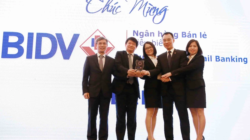 BIDV - Ngân hàng đầu tiên đạt giải “Ngân hàng Bán lẻ Tiêu biểu” 3 năm liên tiếp