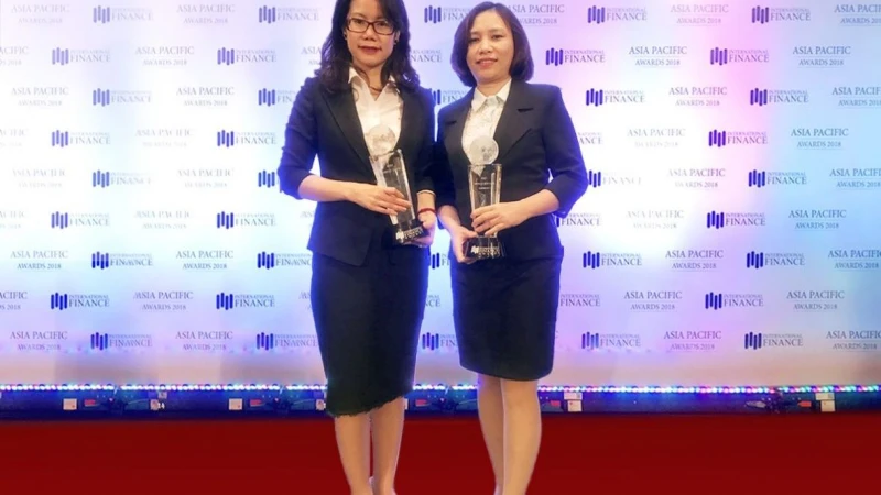 BIDV nhận giải thưởng “Thẻ tín dụng tốt nhất Việt Nam” 3 năm liên tiếp (2016-2018)