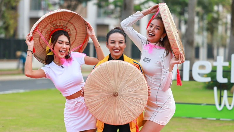 “Đi Việt Nam Đi – Vietnam Why Not” – Ba đội chơi mở màn độc đáo bằng phương tiện khác nhau