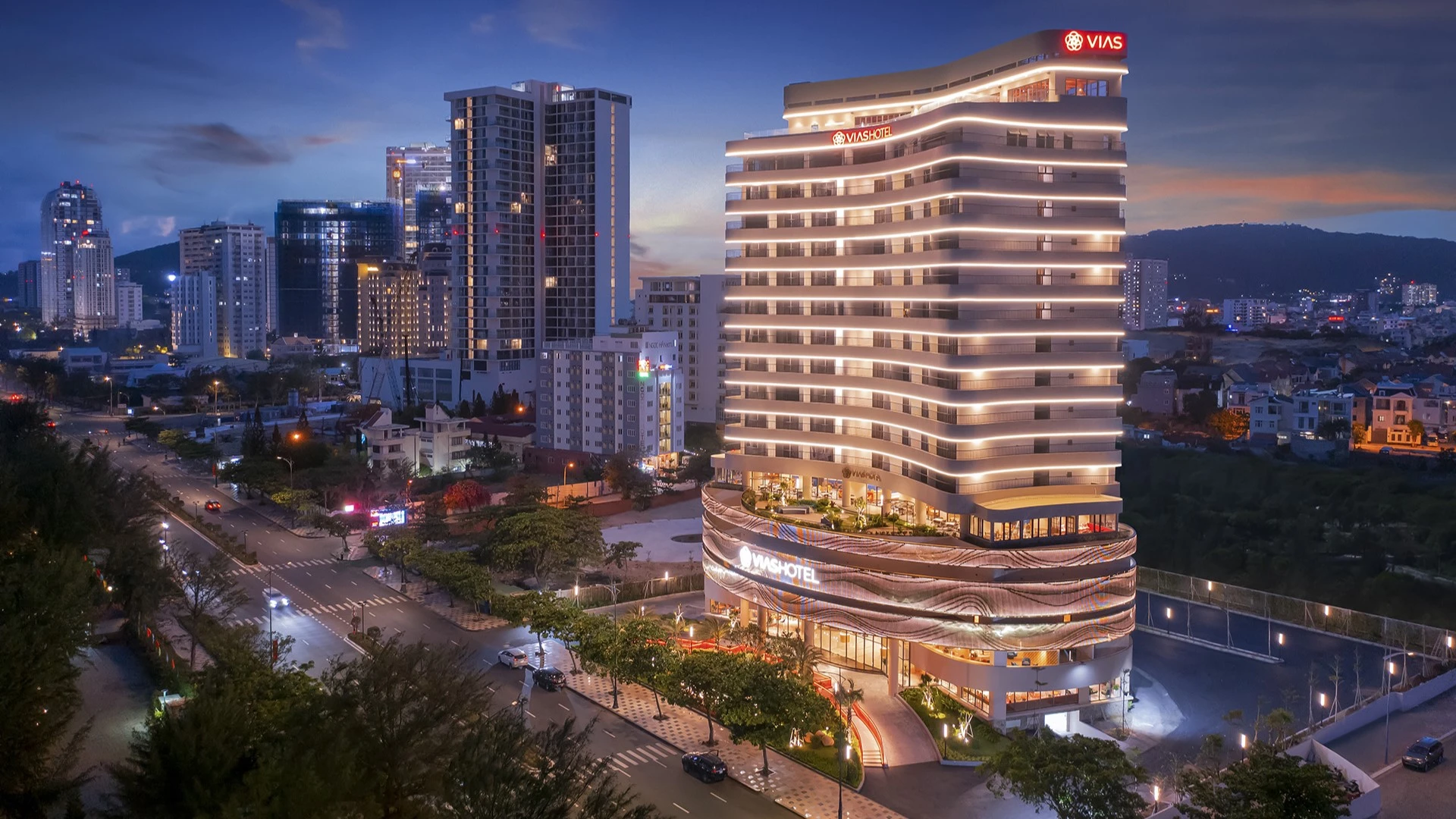 Vias Hotel Vũng Tàu nhận giải thưởng “Luxury Rooftop View Hotel – Global Winner 2022”