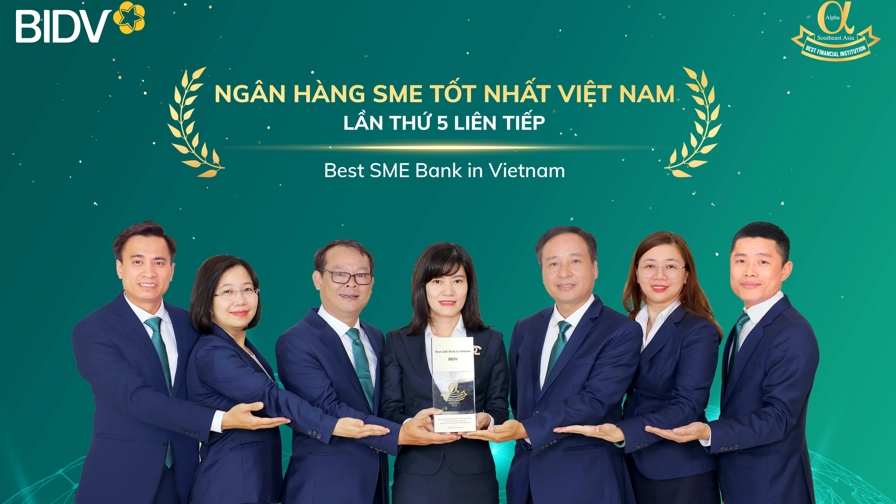 BIDV nhận cú đúp giải thưởng “Ngân hàng SME tốt nhất Việt Nam” lần thứ 5 liên tiếp