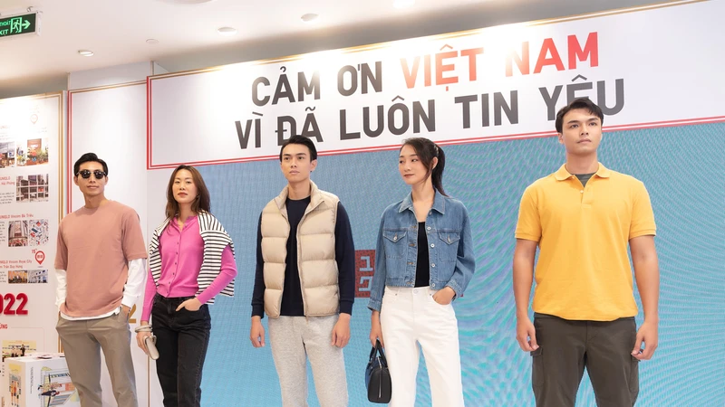 Uniqlo tổ chức sự kiện kỷ niệm 3 năm tại Việt Nam và khởi động chuỗi hoạt động thuộc "Tuần lễ cảm ơn" từ ngày 02 - 15/12