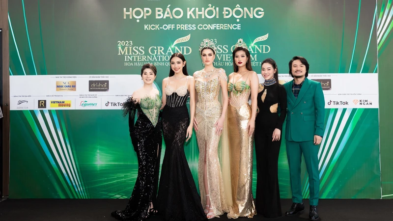 Toàn cảnh Thảm đỏ họp báo khởi động Miss Grand International 2023 và Miss Grand Vietnam 2023