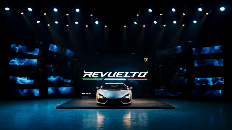 Lamborghini Revuelto: Siêu xe thể thao V12 Hybrid HPEV đầu tiên trình làng tại Việt Nam - Mô hình mới cho siêu xe thể thao